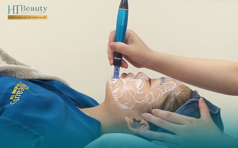 Chăm sóc da khoẻ đẹp trong hè