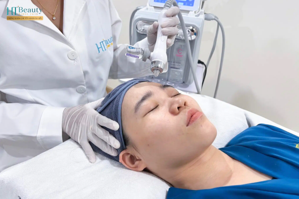 Cách giúp da giảm tiết dầu nhờn vào mùa hè